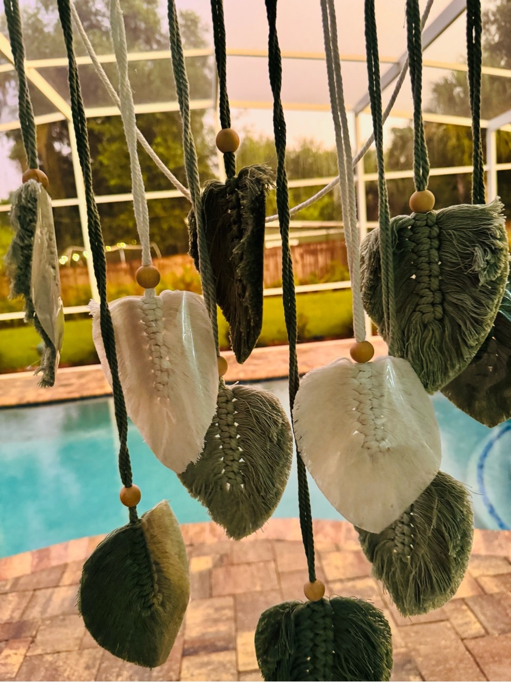 Macrame Leaf Garland - Green & White Home Decor